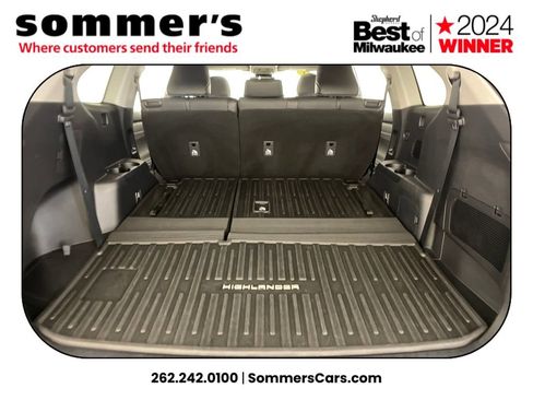 Used 2021 Toyota Highlander XLE image 28