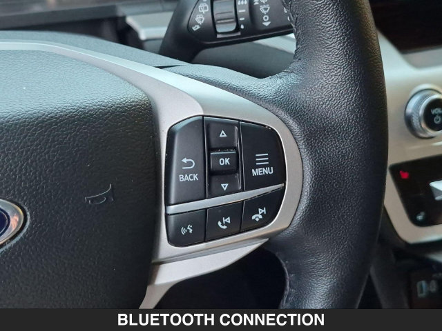 Used 2022 Ford Explorer XLT w/ Equipment Group 202A AWD/4WD image 18