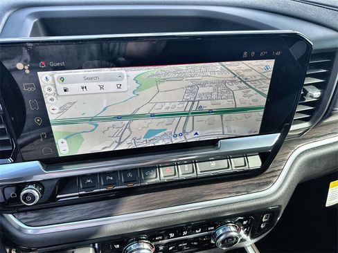 New 2026 GMC Sierra 1500 SLT image 28