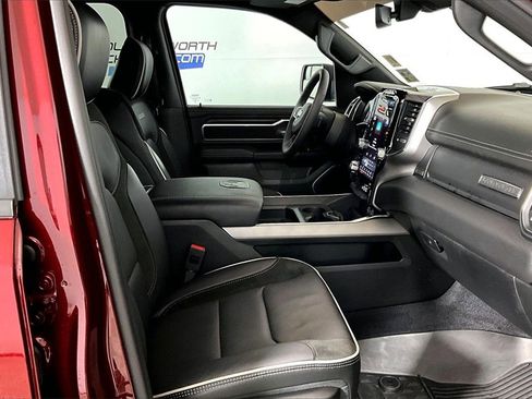 Used 2025 RAM 1500 Laramie w/ Laramie Southwest Edition image 6