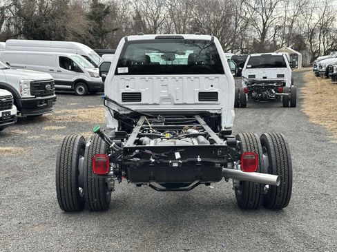 New 2025 Ford F550 4x4 Crew Cab Super Duty image 3