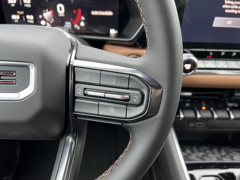 New 2026 GMC Canyon AT4 image 25