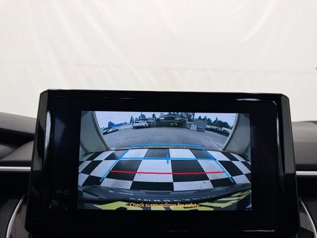 Used 2025 Toyota Corolla LE FWD image 33