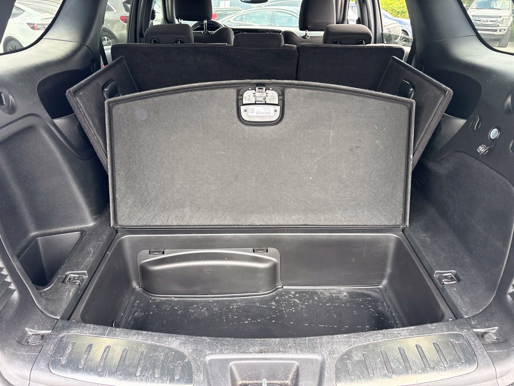 Used 2023 Dodge Durango SXT AWD/4WD image 16