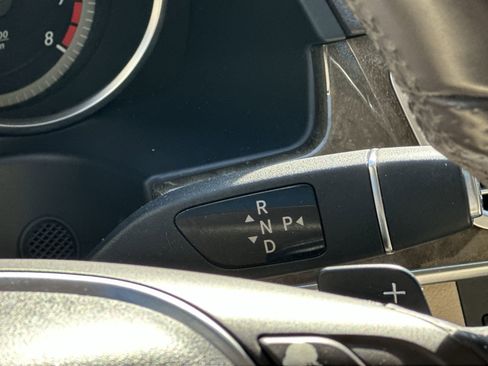 Used 2015 Mercedes-Benz E 350 Sedan image 30