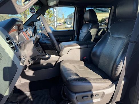 Used 2011 Ford F350 Lariat w/ Chrome Pkg image 7