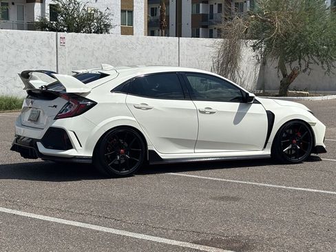 Used 2019 Honda Civic Type R image 4