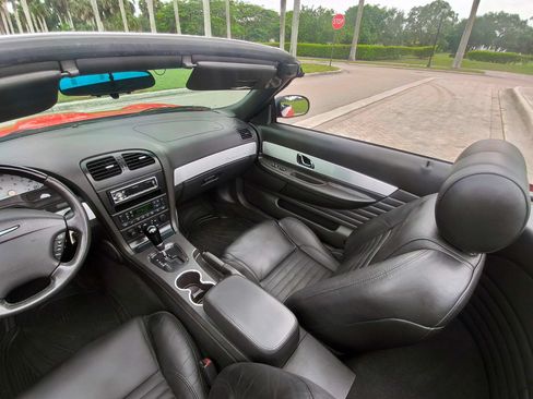 Used 2002 Ford Thunderbird RWD image 25