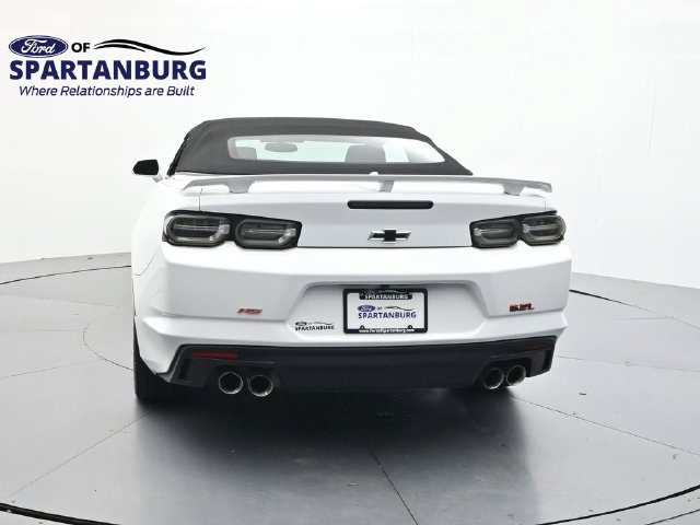 Used 2023 Chevrolet Camaro LT RWD image 6
