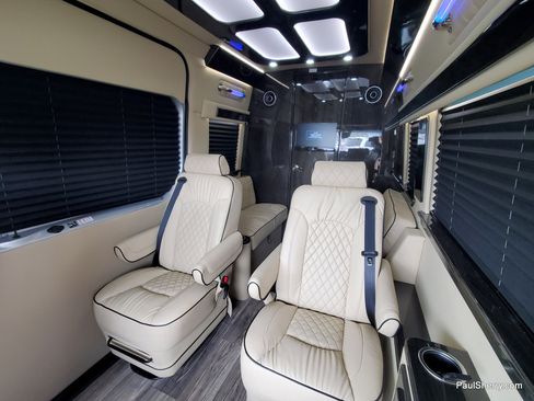 Used 2021 Mercedes-Benz Sprinter 2500 image 43