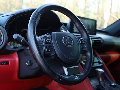 Used 2023 Lexus IS 350 F Sport image 7