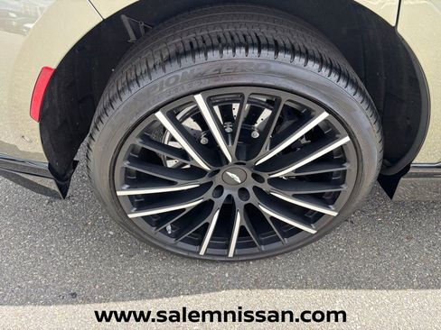Used 2024 Aston Martin DBX 707 AWD/4WD image 23