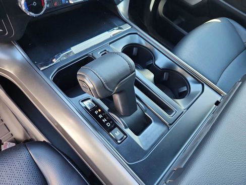 New 2025 Ford F150 Lariat w/ Equipment Group 502A High image 15