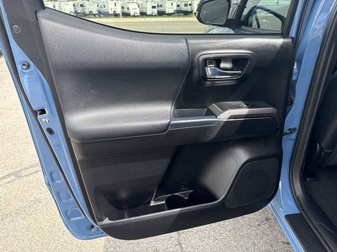 Used 2018 Toyota Tacoma TRD Pro AWD/4WD image 20
