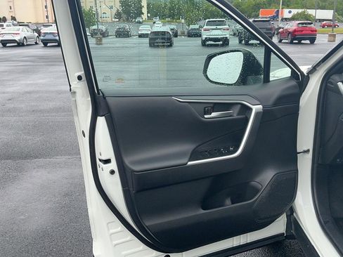 Certified 2021 Toyota RAV4 XSE AWD/4WD image 15