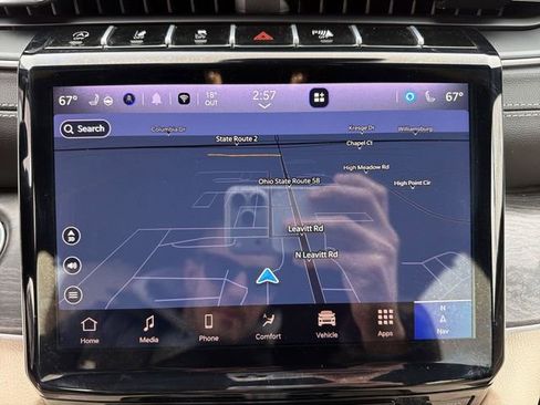 Used 2024 Jeep Grand Cherokee L Limited w/ Luxury Tech Group II image 20