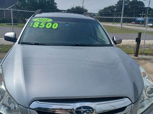 Used 2011 Subaru Outback 3.6R Premium w/ PWR Moonroof Pkg AWD/4WD image 1
