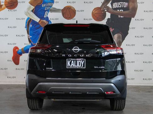 Used 2023 Nissan Rogue SL AWD/4WD image 23