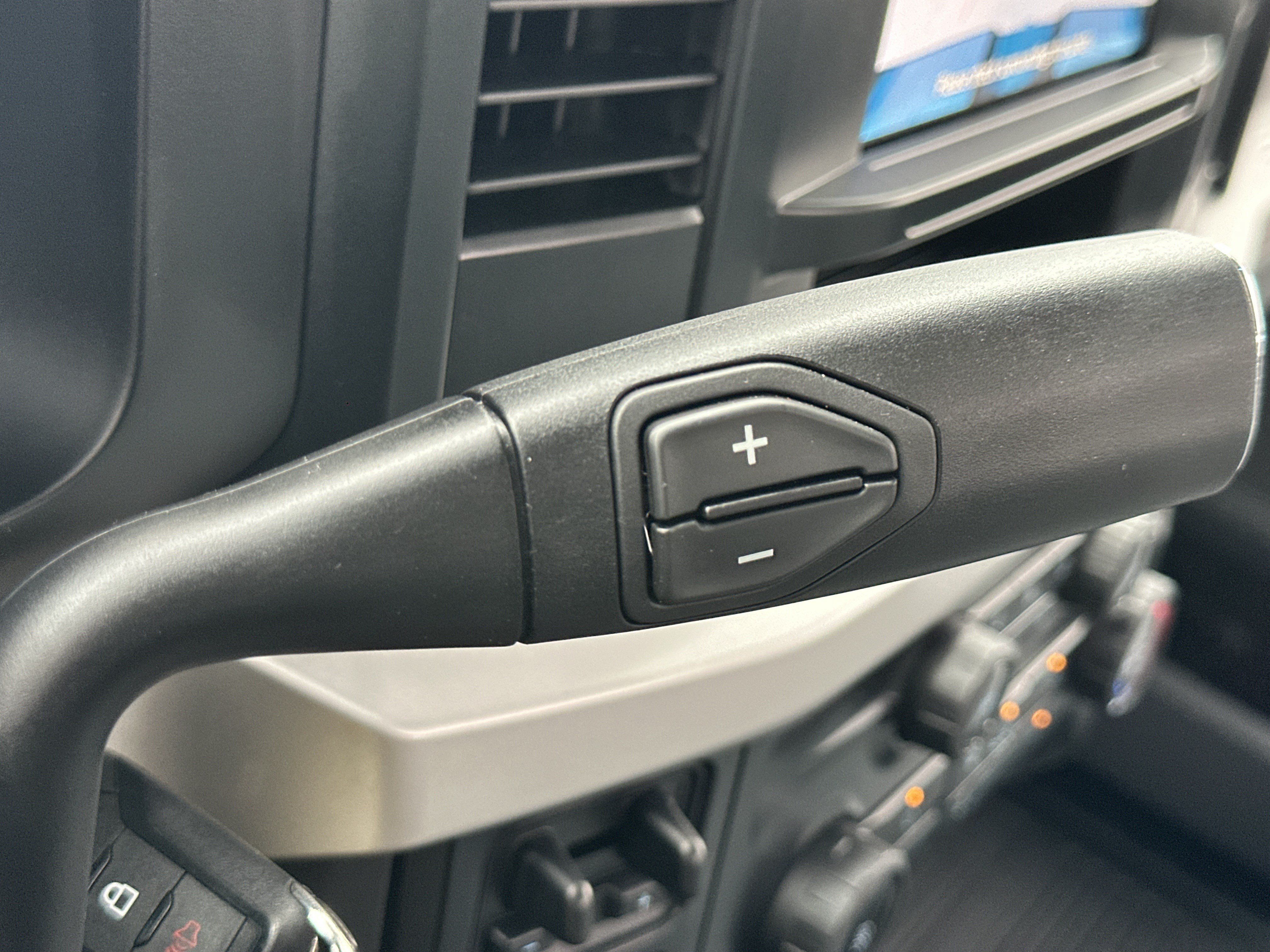 Used 2023 Ford F250 XL RWD image 37