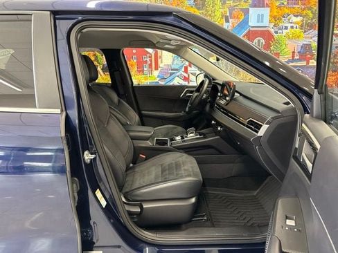 Used 2024 Mitsubishi Outlander SE AWD/4WD image 53