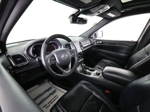 Used 2019 Jeep Grand Cherokee Overland image 10