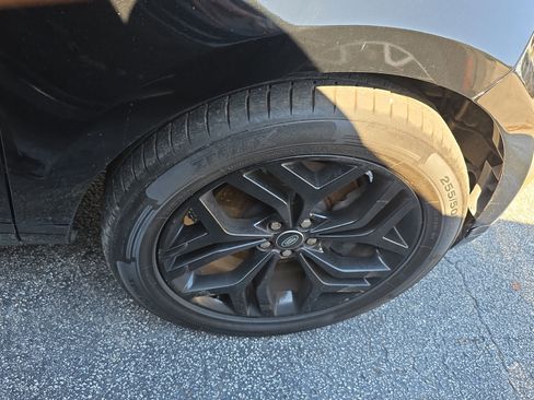 Used 2020 Land Rover Range Rover Evoque S image 8