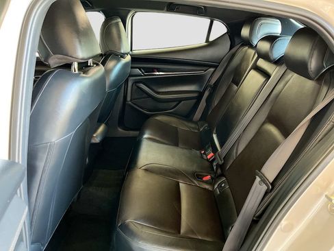 Used 2022 MAZDA MAZDA3 s FWD image 26