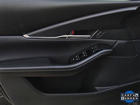 Used 2025 MAZDA CX-30 AWD 2.5 S w/ Preferred Package image 19