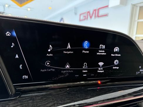 Used 2021 Cadillac Escalade ESV Premium Luxury w/ Driver Assist Tech Package image 22