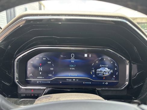 Used 2022 Chevrolet Silverado 1500 ZR2 AWD/4WD image 10