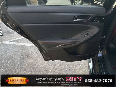 Used 2021 Toyota Avalon TRD image 19