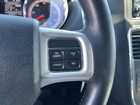 Used 2018 Dodge Grand Caravan GT FWD image 16