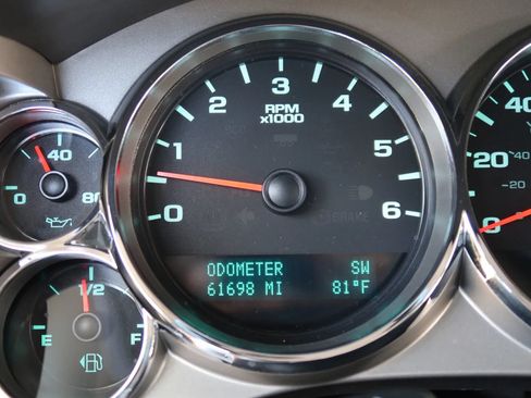 Used 2010 Chevrolet Silverado 1500 LT w/ Power Pack Plus RWD image 32