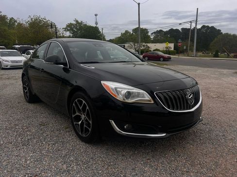 Used 2017 Buick Regal Premium w/ Driver Confidence Package #1 FWD image 3