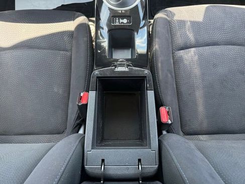 Used 2016 Nissan Leaf SV w/ Premium Package FWD image 41
