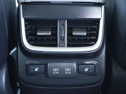 Used 2022 Subaru Outback Limited AWD/4WD image 23