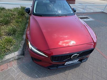 Used 2024 Volvo S60 T8 Ultimate w/ Climate Package