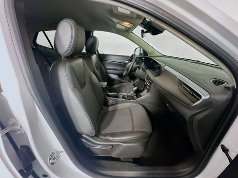 Used 2025 Buick Encore GX Preferred image 31