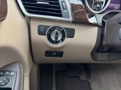 Used 2014 Mercedes-Benz ML 350 4MATIC image 13