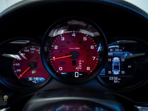 Used 2019 Porsche 718 Boxster image 47