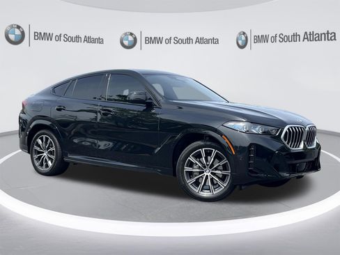 Certified 2026 BMW X6 xDrive40i AWD/4WD image 2