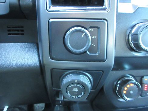 Used 2019 Ford F150 XLT w/ Equipment Group 302A Luxury image 29