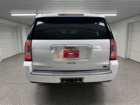 Used 2018 GMC Yukon XL Denali AWD/4WD image 6