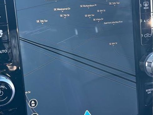 Used 2022 RAM 2500 Laramie w/ Night Edition image 18