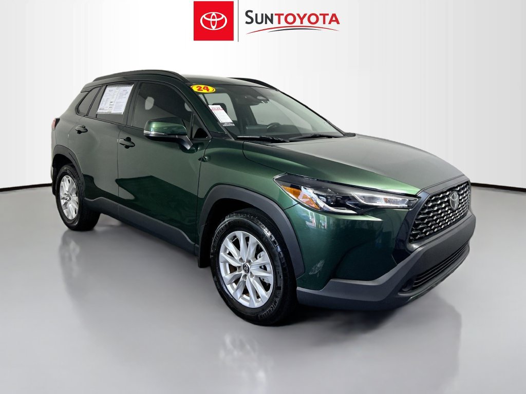 Used 2024 Toyota Corolla Cross LE FWD image 1