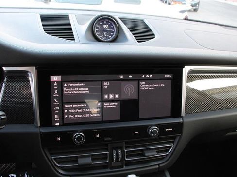 Used 2023 Porsche Macan GTS image 33