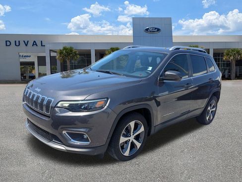 Used 2019 Jeep Cherokee Limited FWD image 8