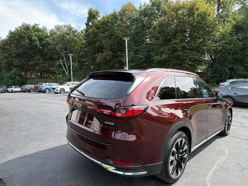 Used 2024 MAZDA CX-90 Plug-In Hybrid w/ Premium Pkg AWD/4WD image 5