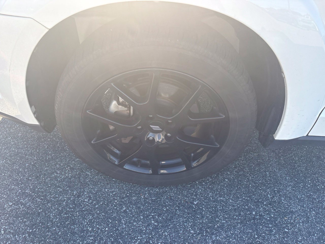 Used 2019 Dodge Journey SE w/ Blacktop Package FWD image 11