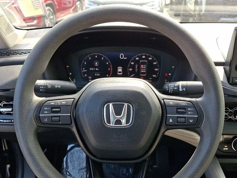Used 2024 Honda Accord EX image 19
